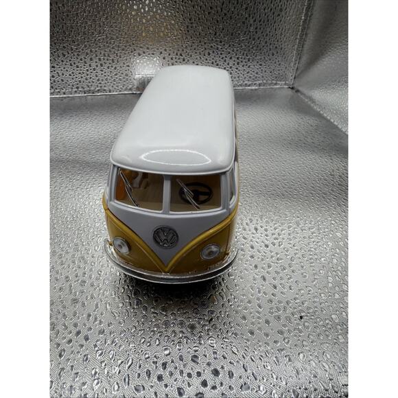 5" Kinsmart Classic 1962 Volkswagen Bus Van Plastic Model Toy 1:32 VW- Yellow - Picture 2 of 7